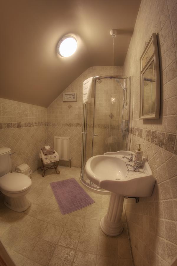 Bed and Breakfast Walkers Nest Карлингфорд Экстерьер фото
